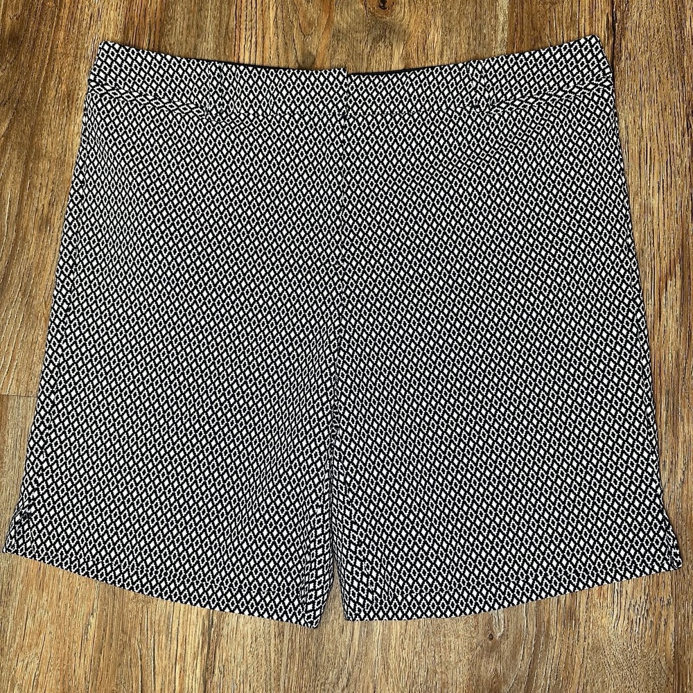 Lane Bryant Womens Sz 20 Shorts Geometric Black White Diamond Side Slit Hem Boho